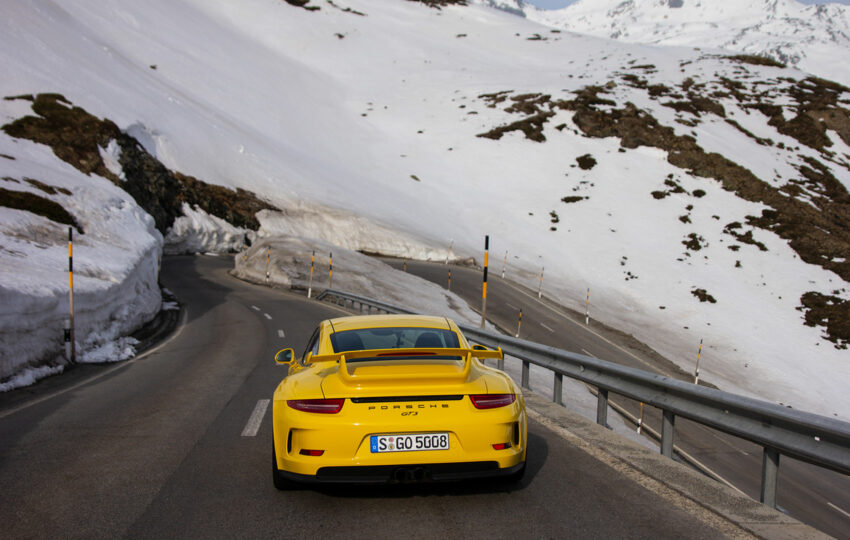 Bernina Pass Porsche tour