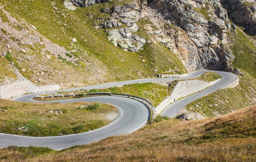 Colle del Nivolet hairpin bends