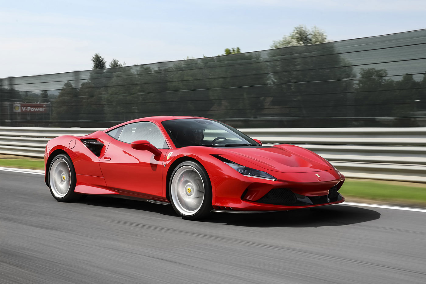 Ferrari F8 Tributo rent Europe