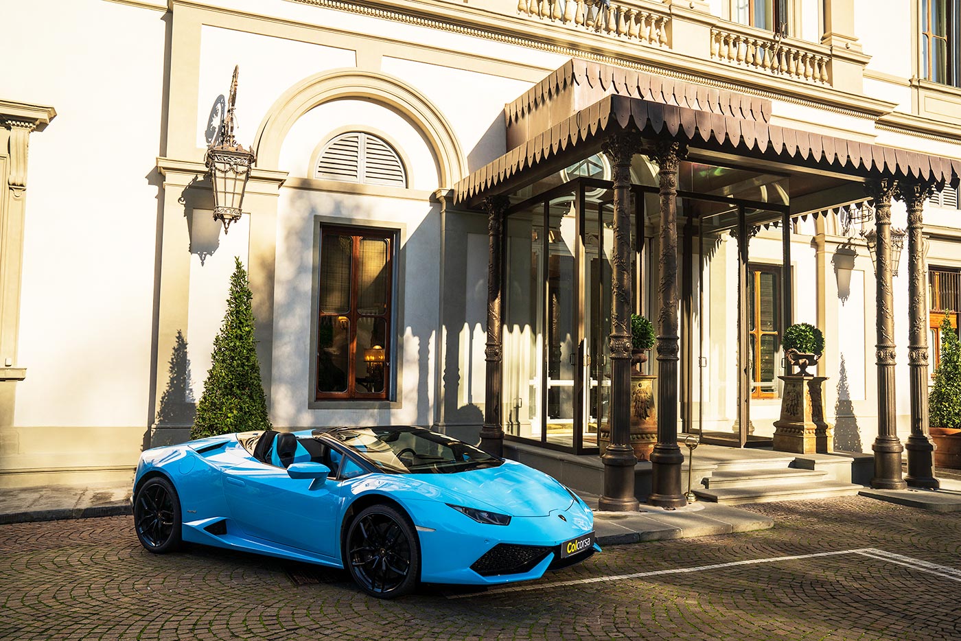 Hire a Lamborghini Huracan Spyder in Italy