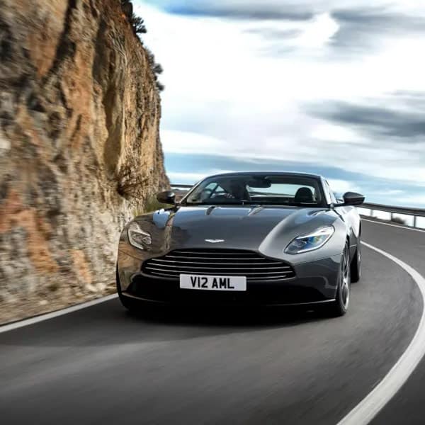 Aston Martin DB11