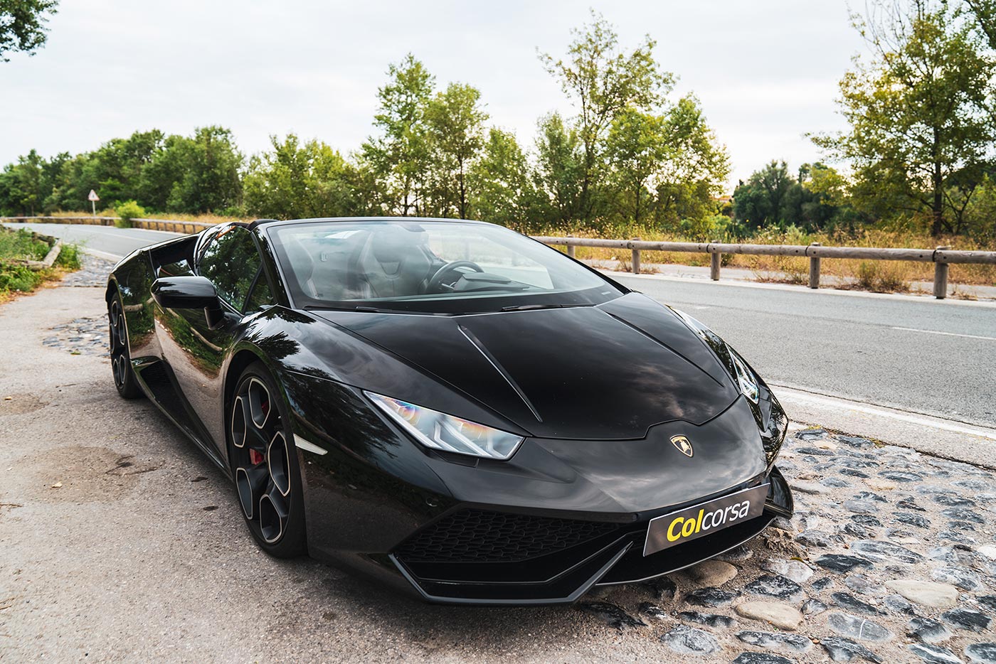 Rent a Lamborghini Huracán Spyder in Europe