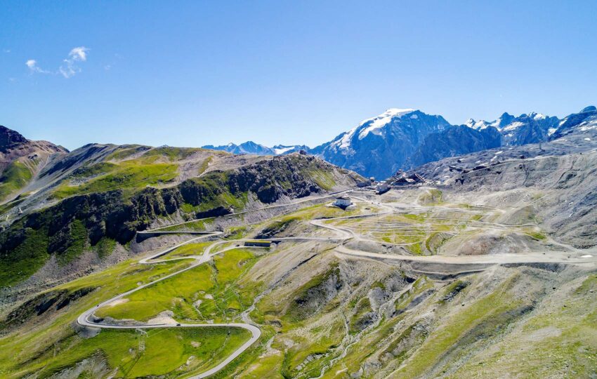 Stelvio Pass driving tour